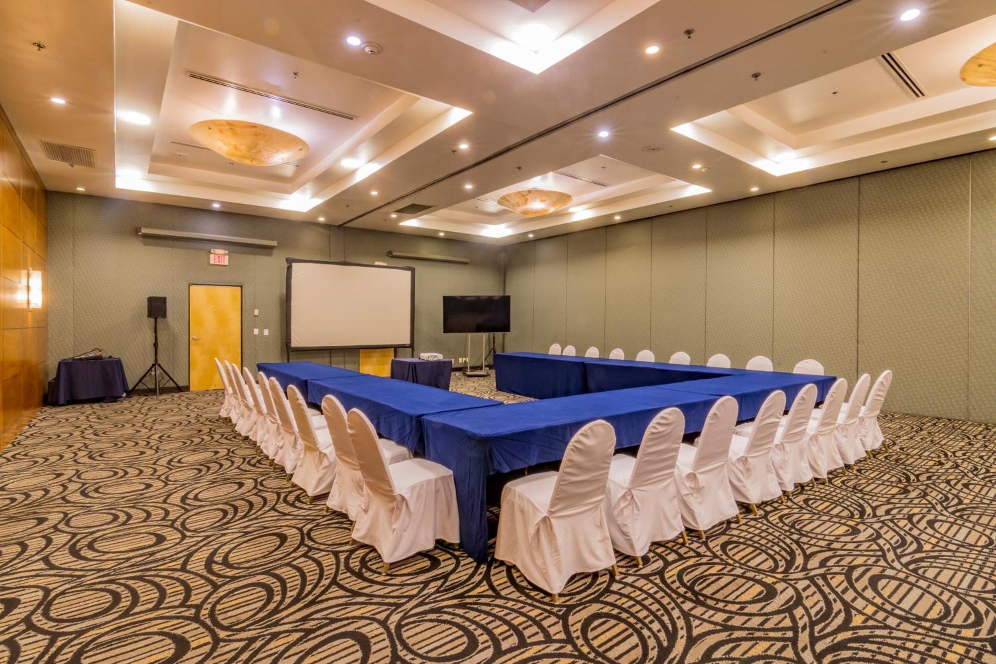 Hotel Lucerna Hermosillo Esterno foto